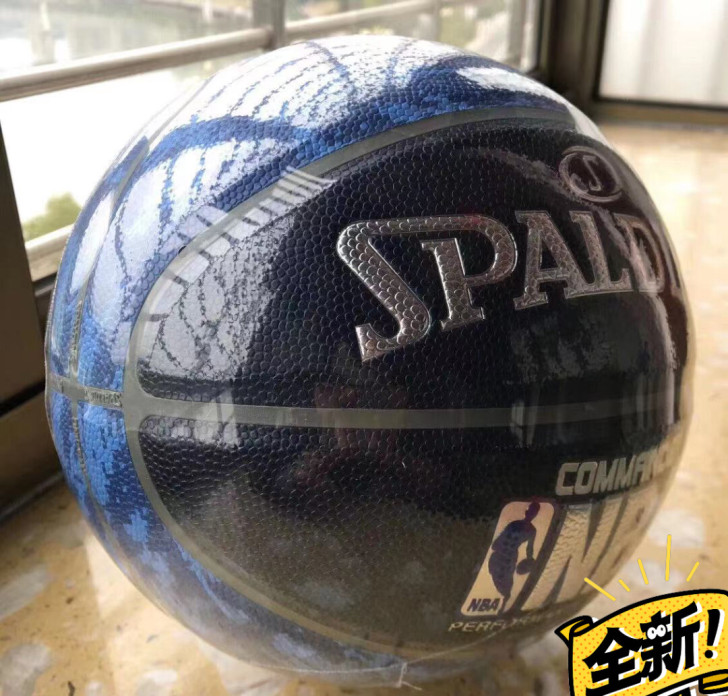 朋友转手的斯伯丁7号球