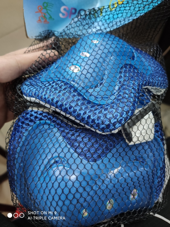 溜冰鞋全套装鞋单排全闪轮滑男女儿童初学者滑...