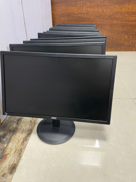 AOC清一色显示器