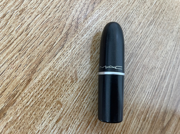 mac口红 色号see sheer 很日常...