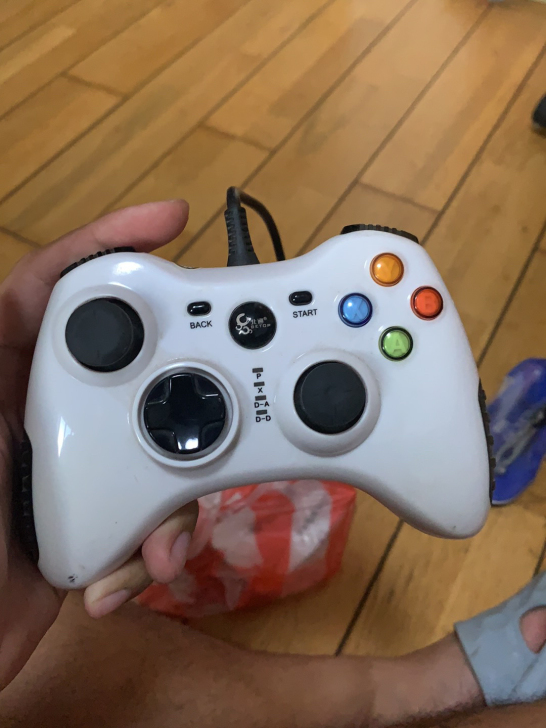 北通阿修罗se游戏手柄，9成新 买回来就去...