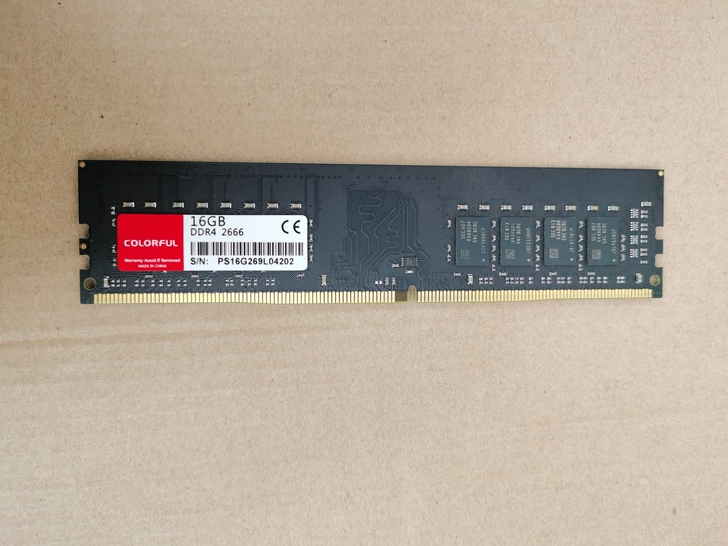 七彩虹ddr4 16g 台式机内存