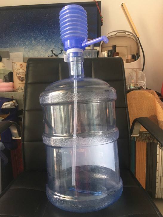 17L的水桶+压水器