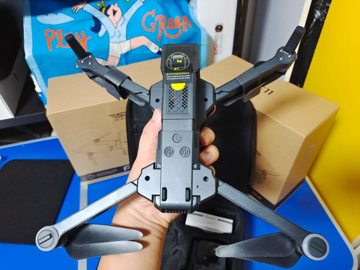 f11云台版4kpro 全新全套 SJrc...