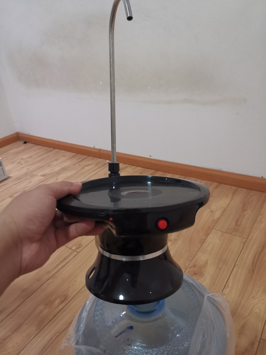充电桶装水抽水器