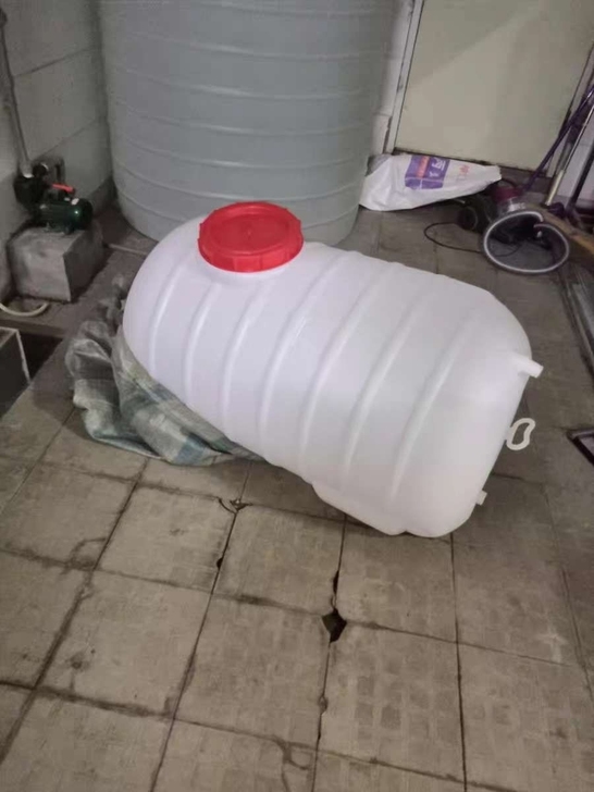 全新 加厚水箱 塑料水桶 蓄水桶 长方形水...