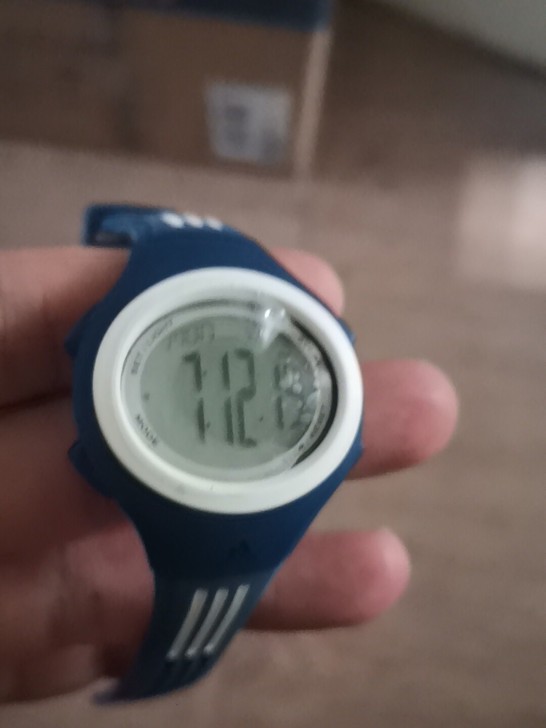 全新正品阿迪达斯adidas运动手表，石英...