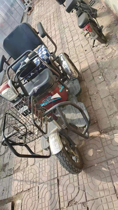 电动三轮车 新换的电瓶 私聊