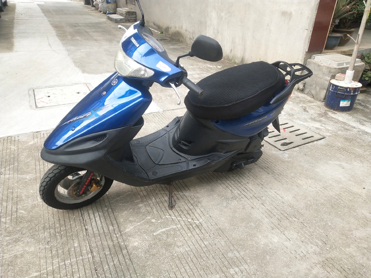 雅马哈福喜100踏板摩托车，外地可以物流，运费自理