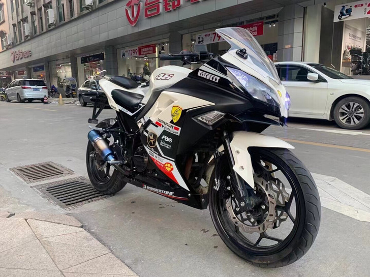到货一台国4电喷小忍者，99新 证件齐全 ...