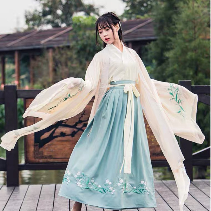 杜若汉服