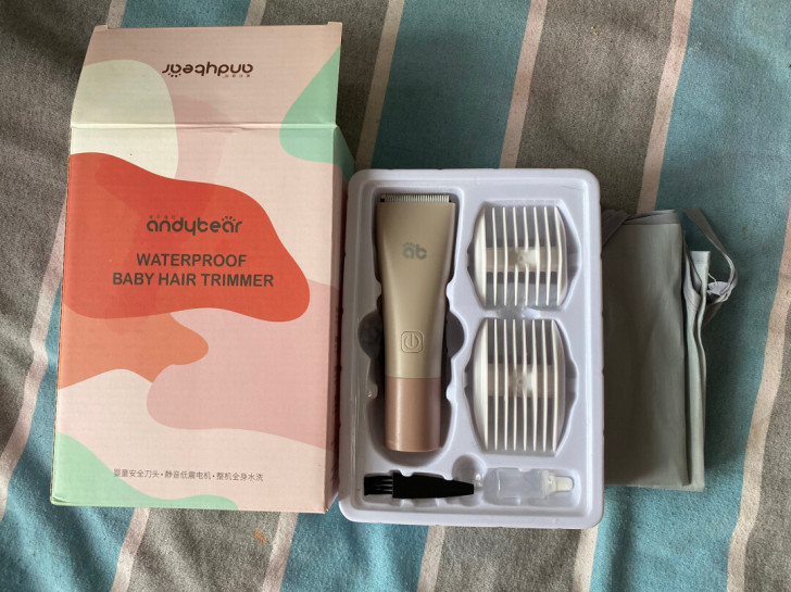 宝宝理发器，使用一次，自己用的很爱惜，有充...