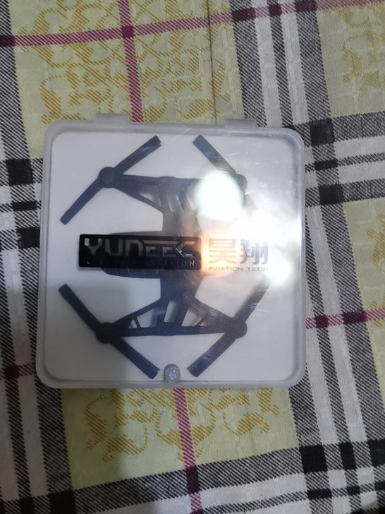 昊翔无人机u盘个性。材质塑胶。16G