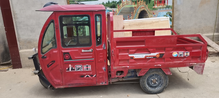 自用三轮车，八成新吧