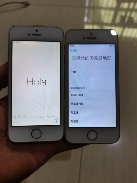 苹果5s  型号1530 两部都可以开机，...
