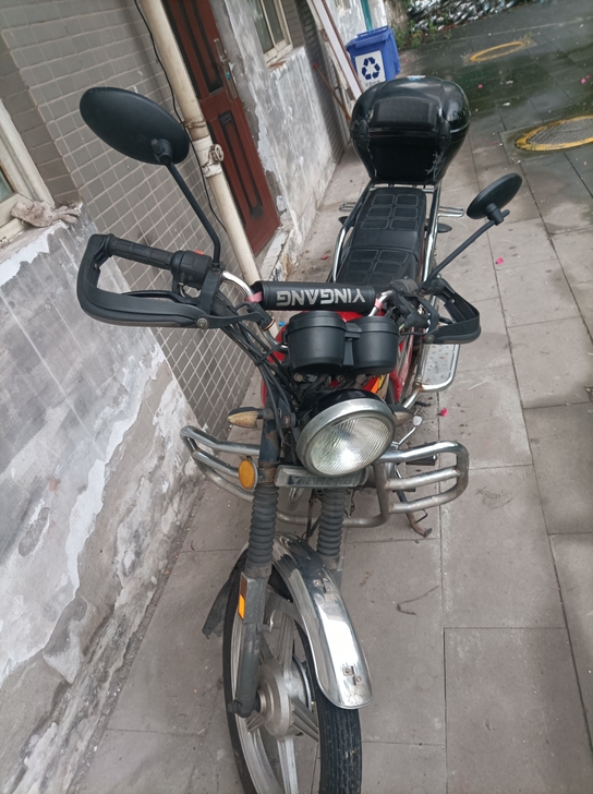 二手架子摩托车，车况良好  省油。