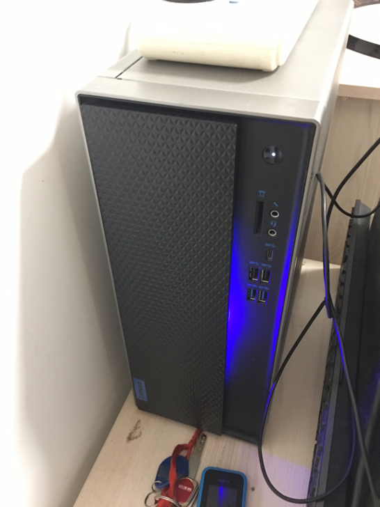 联想geekpro台式机，
