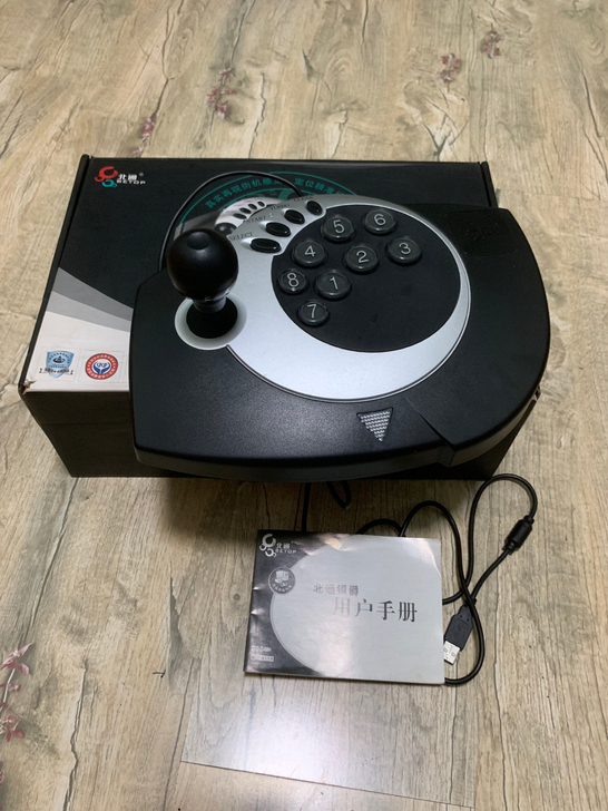 北通银爵BTP-4118 街机摇杆 放的时...