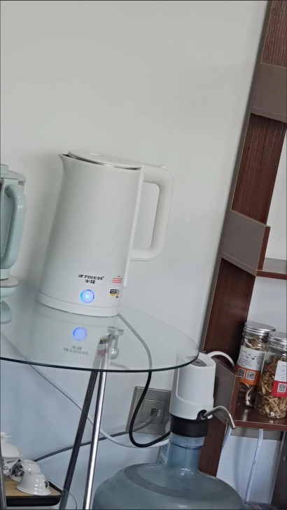 全新 2.5L电热水壶保温款一体家用烧水壶...