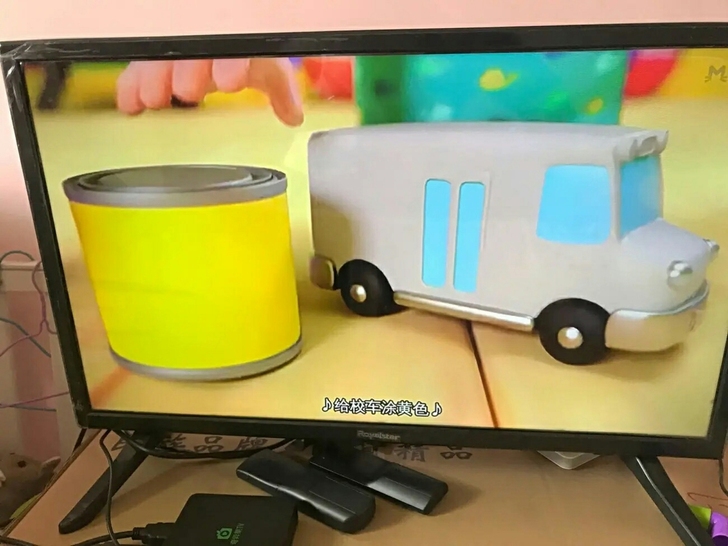 电视机荣事达32寸特价清仓