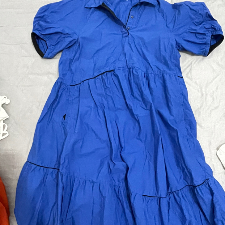 S码 30元包邮出 可以直接拍下