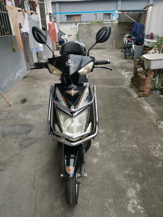 60V20A永久高配品牌小力鹰电瓶车，8成...