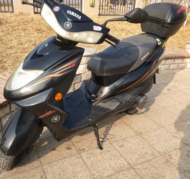 踏板摩托  不用过户有牌   保养的很好，...