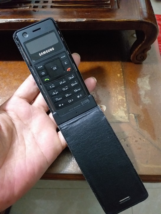 三星双面屏手机