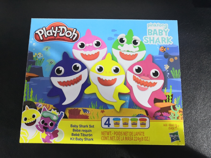 培乐多 彩泥,封口彩泥,每瓶彩泥都有瓶子装...