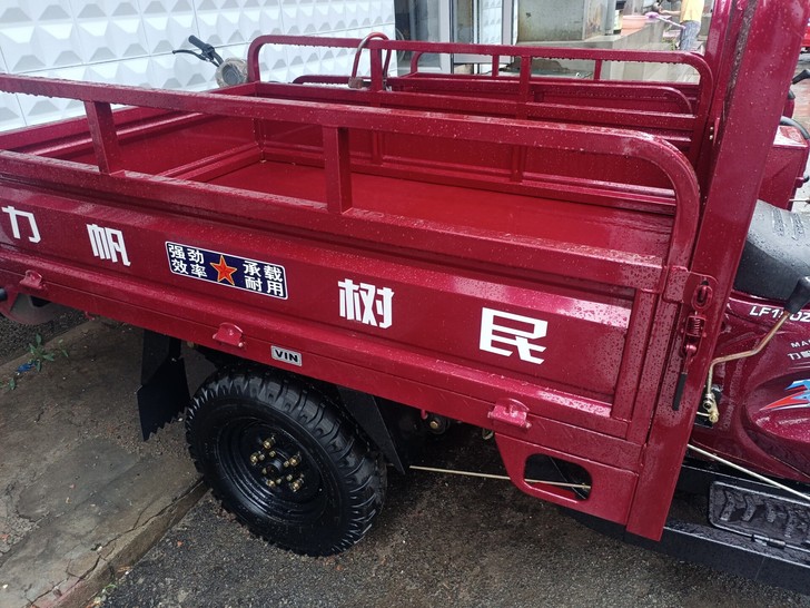 三轮摩托车后斗,,,大箱,,,有长1.8米...