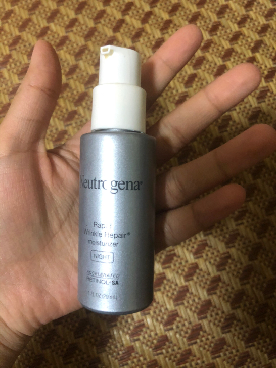 neutrogena露得清维a醇晚霜精华面...