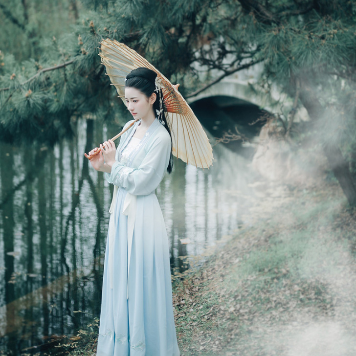 池夏 芳华:百合 原创改良汉服宋制齐腰襦裙...