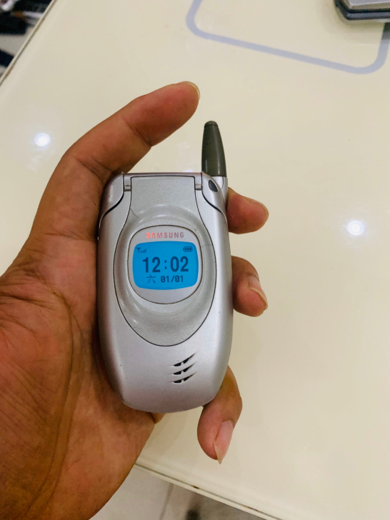 三星T108+精品银色珍藏版怀旧经典手机