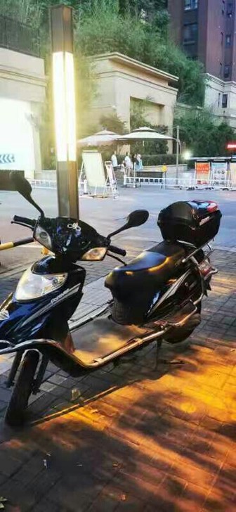 永久电动车，60v还是72v不记得了。买时...
