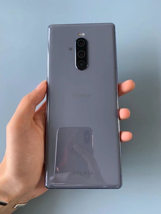 16 索尼xperia1 6+128G 9...