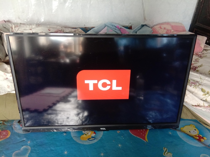 TCL电视32寸，成色很新，自己家的电视，...