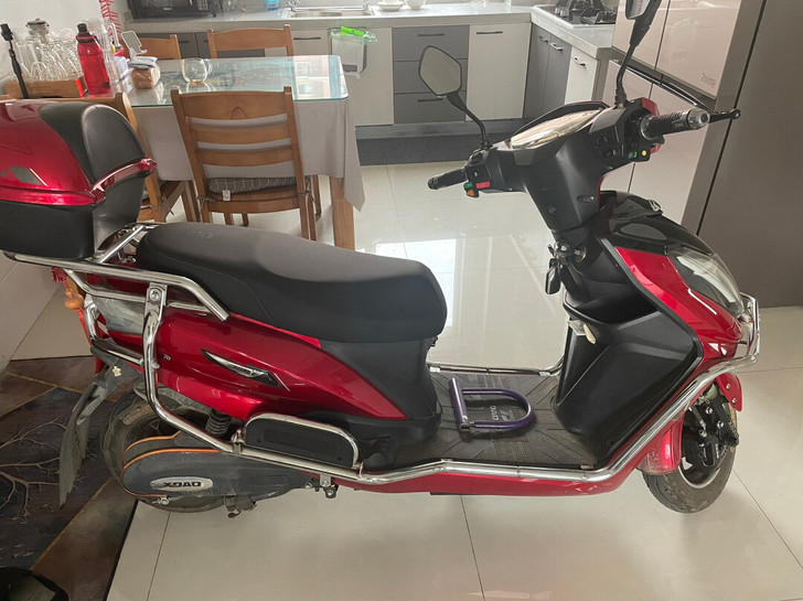 电动车，小刀的，有票。60V，没拆修过，前...