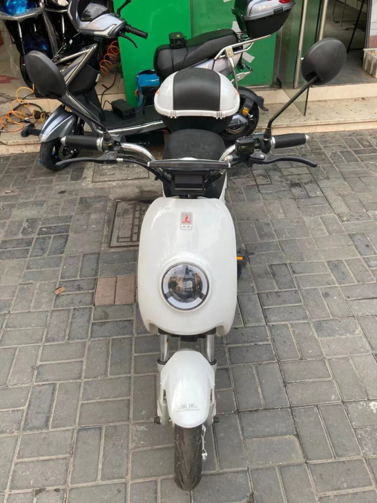 出精品二手电动车小牛款式凤凰小龟（共江路）