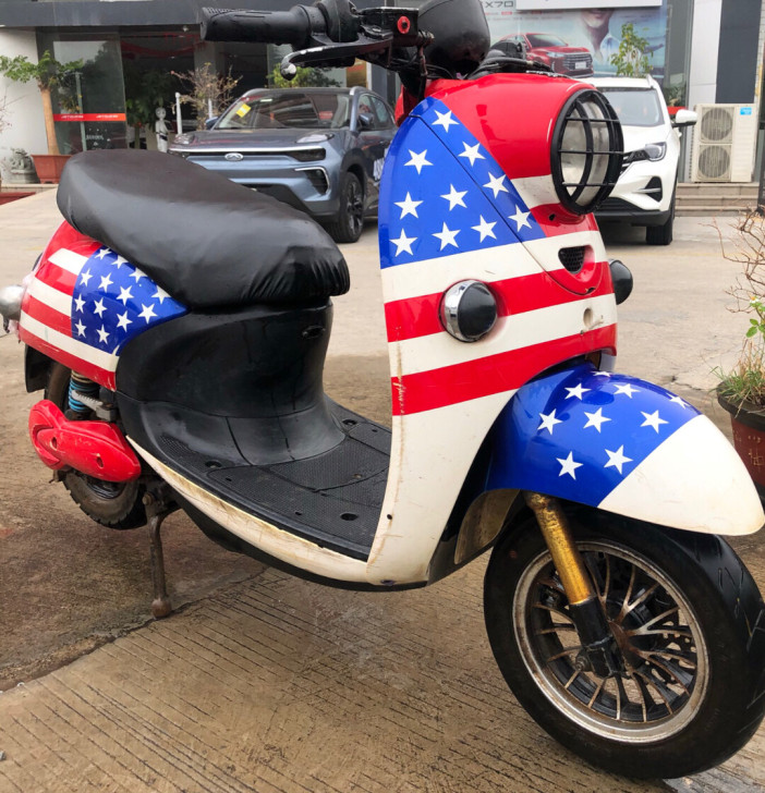 出售凤凰高配小龟电动车，60伏五颗电池的，...