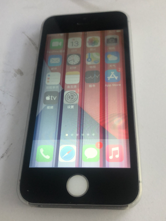 苹果se. 64g 游戏机，屏幕不行，其他...