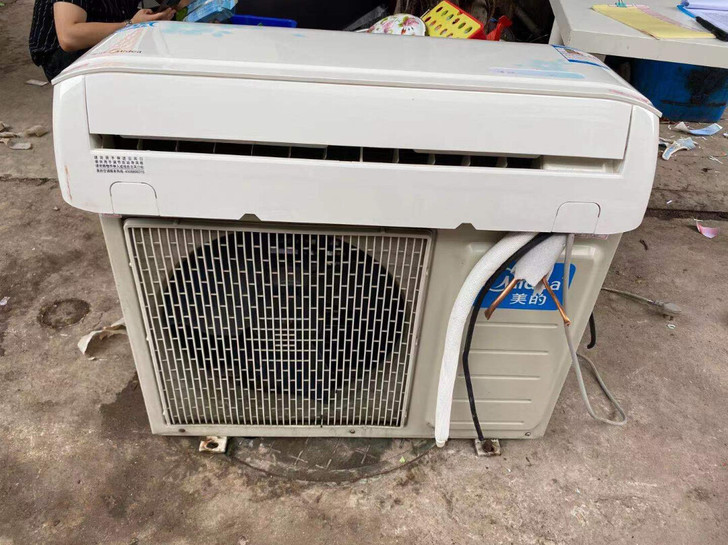 美的空调 分体挂壁式空调 成色9新 1.5...