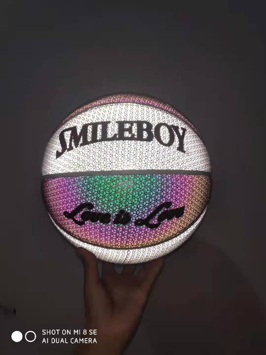 马布里反光七号篮球 篮球正品全新