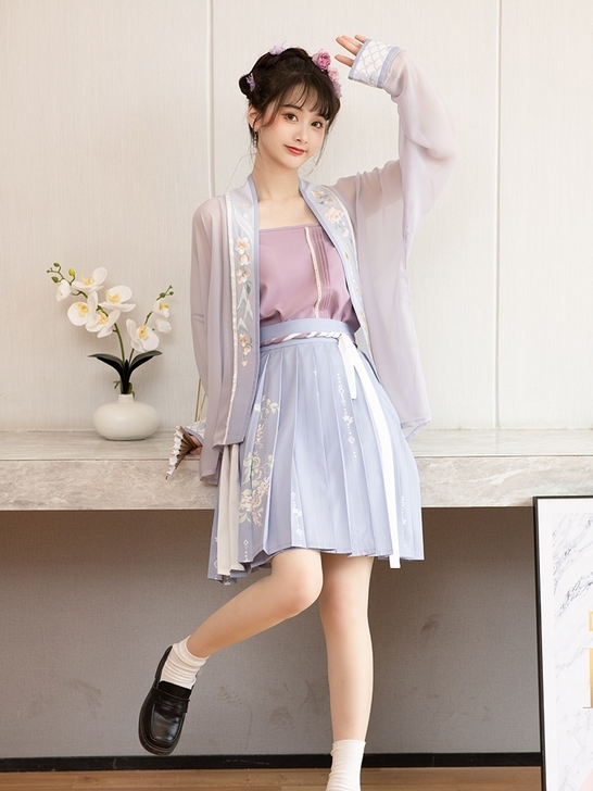 池夏 南风有信:萦雨宋制飞机袖短衫吊带短褶...