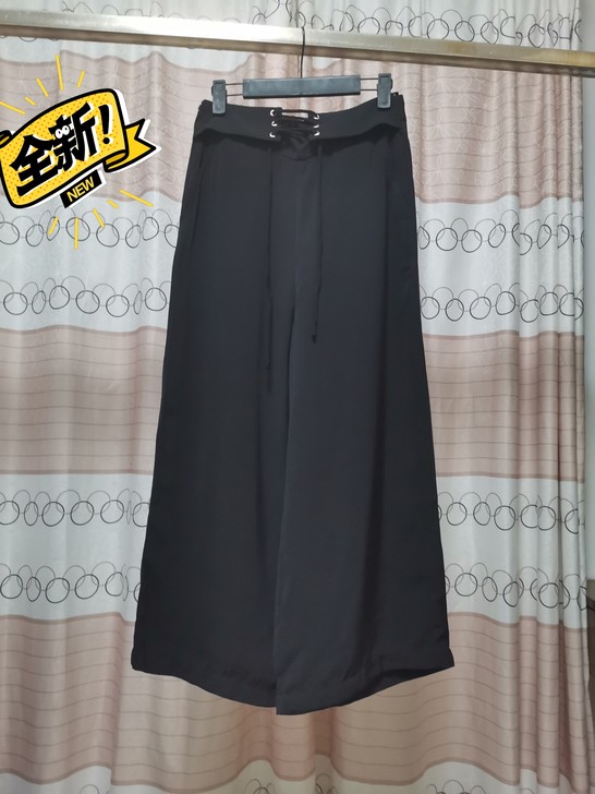 全新  专柜下架高档货乐可可，垂感阔腿裤女...