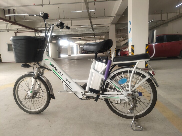 电动车出售,已上好永久使用的牌子,不用摩托...