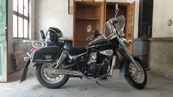 复古摩托车太子大跑车重机车国四电喷巡航长途...