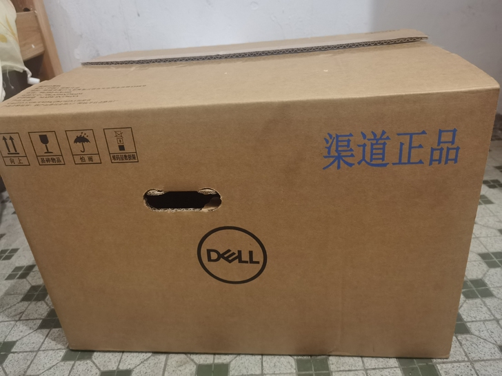戴尔主机全新未使用原包装正品行货。