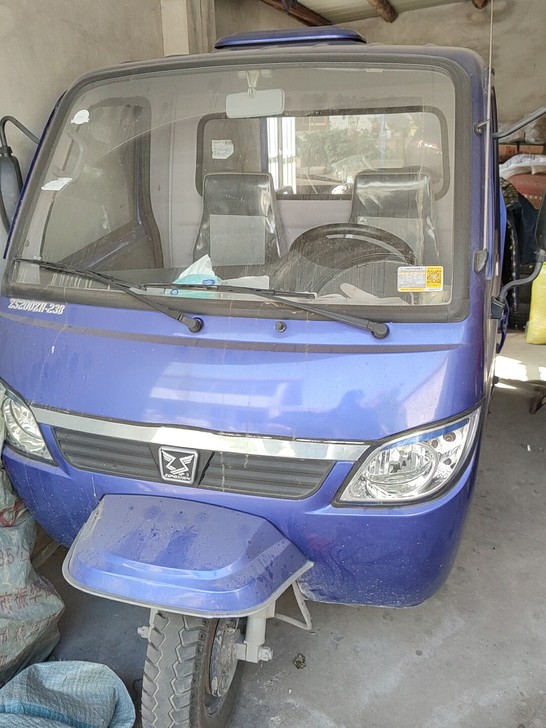 宗申威驰J6三轮摩托车