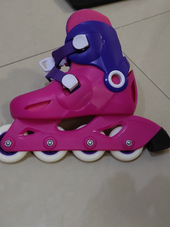 全新~买的冲动~孩子要就买了~拿回来就闲置...