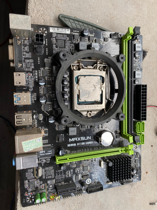 i5 7400Cpu 主板不知好坏，没有测...